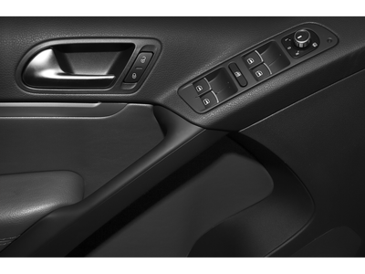 2015 Volkswagen Tiguan 2.0T SEL Sport Utility 4D