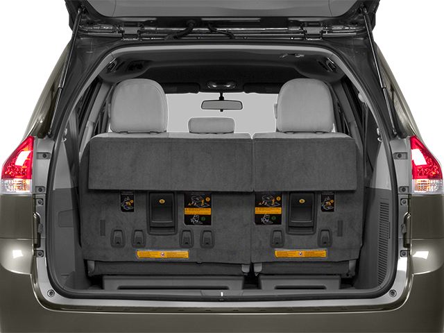 2014 Toyota Sienna XLE Minivan 4D