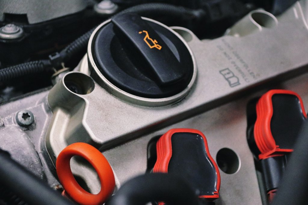 Image by Alexander Fox | PlaNet Fox from Pixabay A oil change ready to be changed near Redwood City, CA