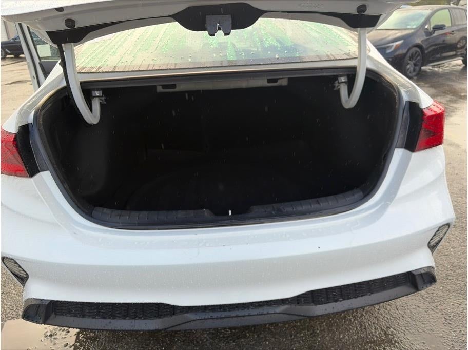 2023 Kia Forte LXS Sedan 4D