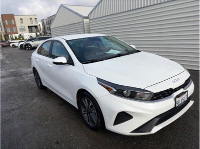 2023 Kia Forte LXS Sedan 4D