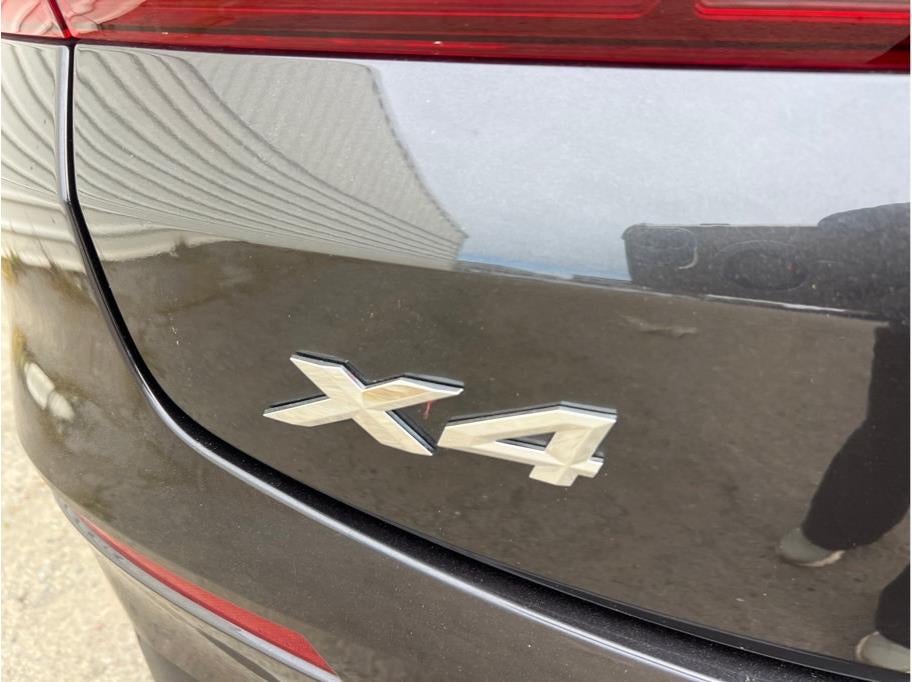 2022 BMW X4 xDrive30i Sport Utility 4D