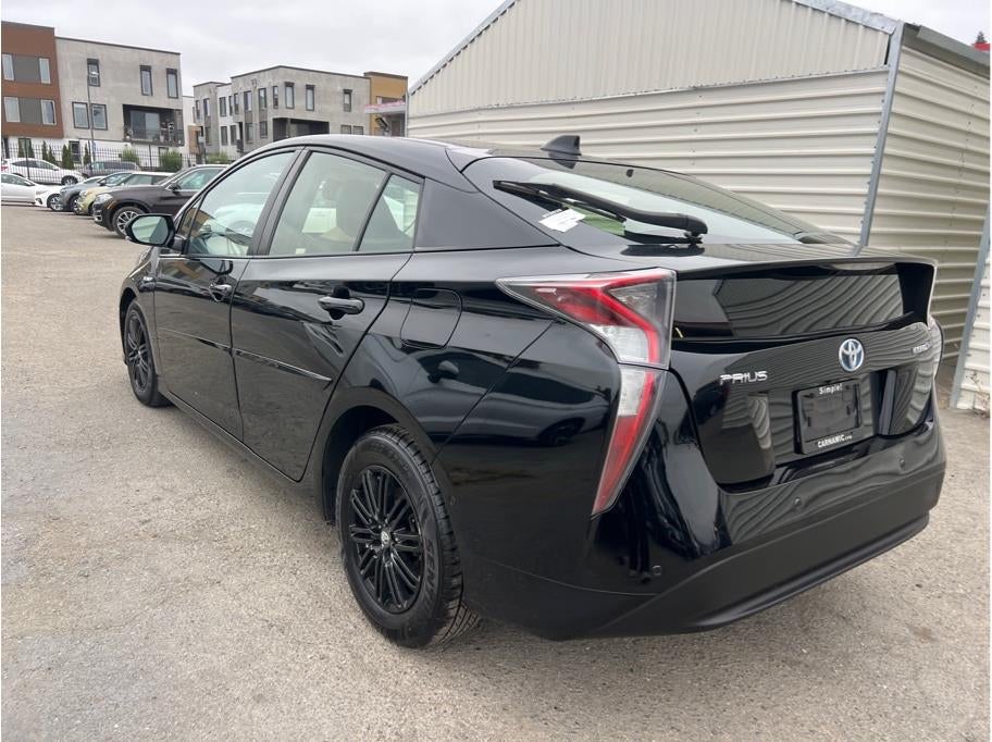 2016 Toyota Prius Four Hatchback 4D