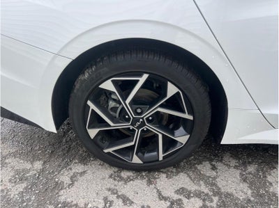 2025 Kia K5 EX Sedan 4D