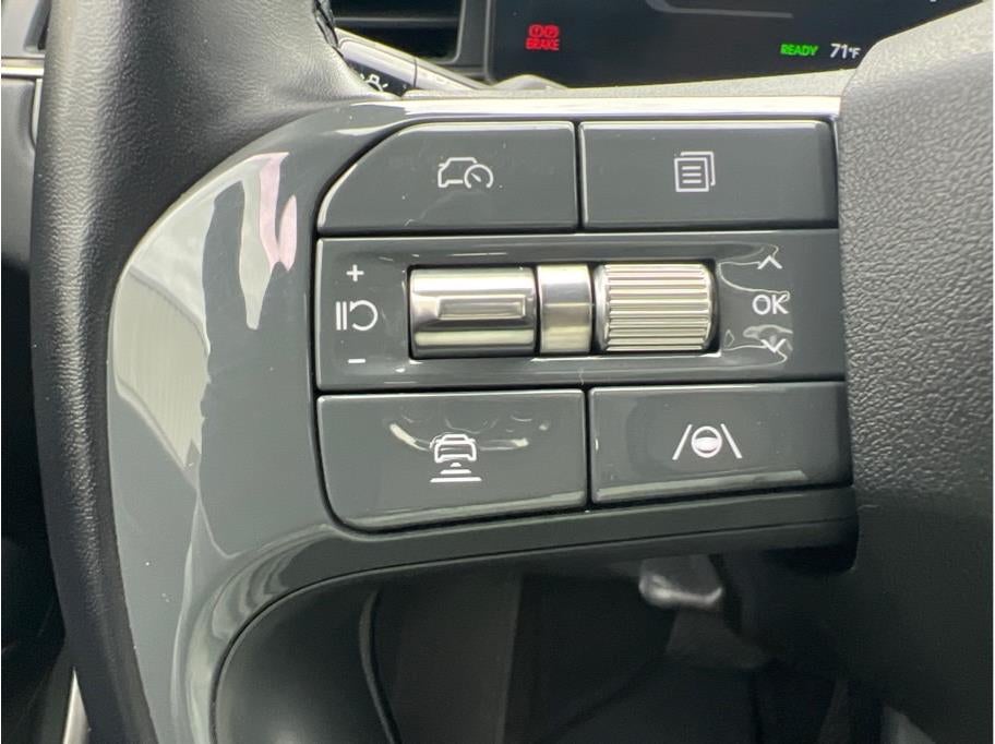 2024 Kia EV9 Light Long Range Sport Utility 4D