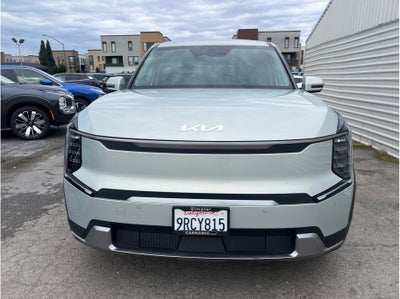 2024 Kia EV9 Light Long Range Sport Utility 4D