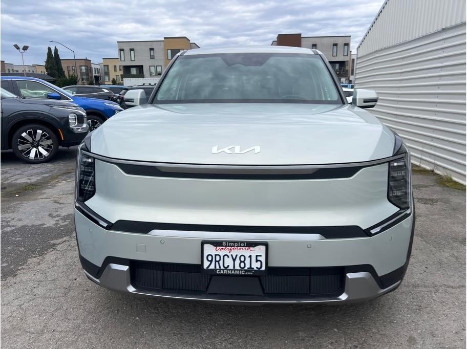 2024 Kia EV9 Light Long Range Sport Utility 4D