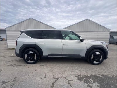 2024 Kia EV9 Light Long Range Sport Utility 4D