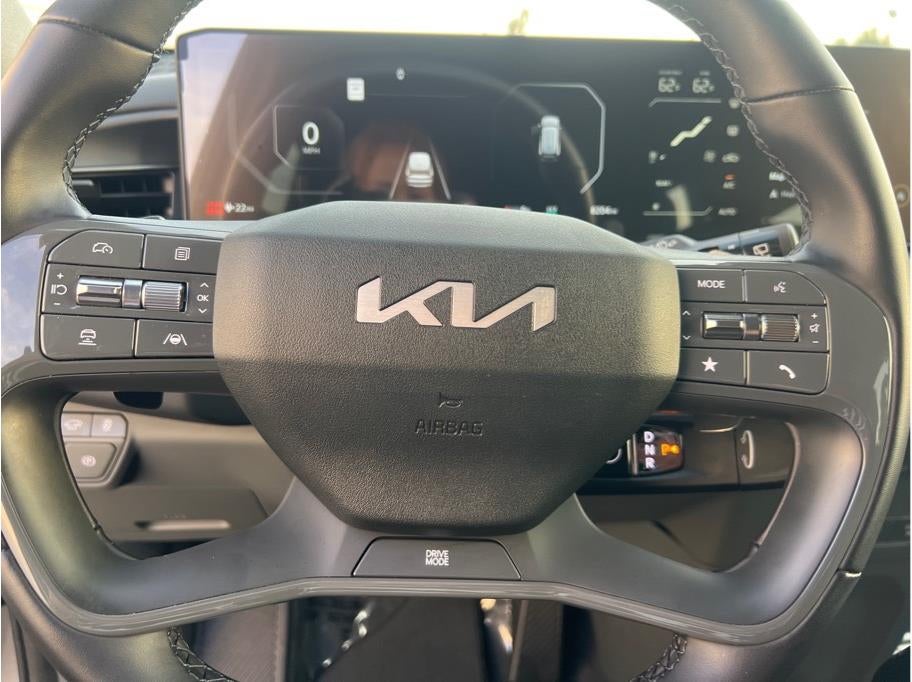 2024 Kia EV9 Light Long Range Sport Utility 4D