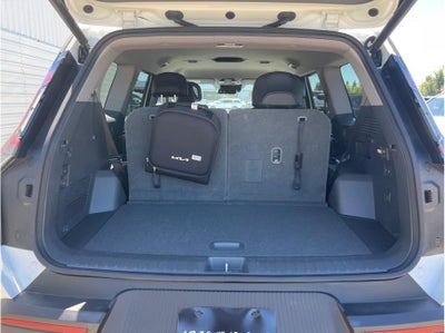 2024 Kia EV9 Light Long Range Sport Utility 4D