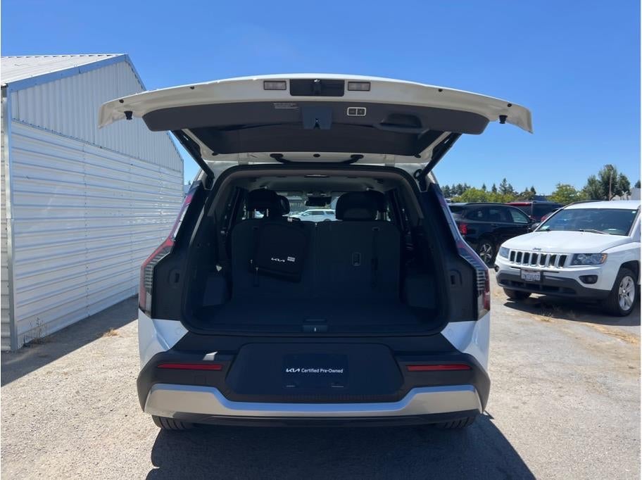 2024 Kia EV9 Light Long Range Sport Utility 4D