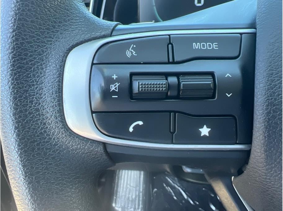 2025 Kia Sportage Hybrid LX