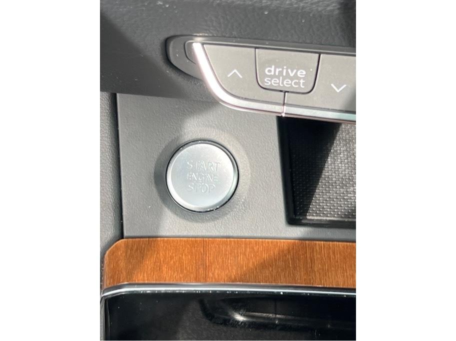 2023 Audi Q5 45 TFSI S line Premium Plus Sport Utility 4D