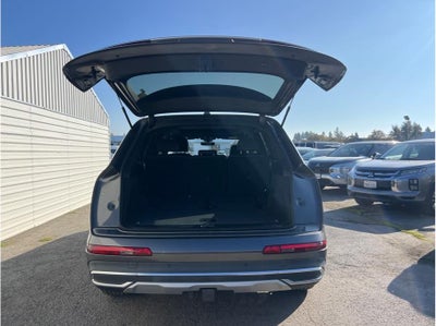 2021 Audi Q7 45 TFSI Premium Plus Sport Utility 4D