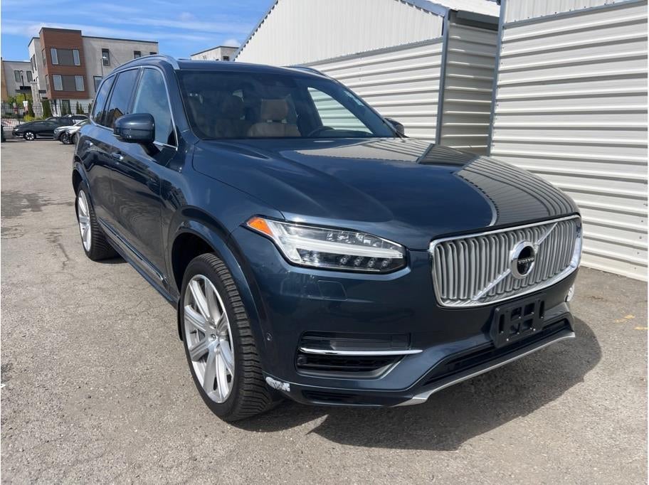 2018 Volvo XC90 T8 Inscription Sport Utility 4D