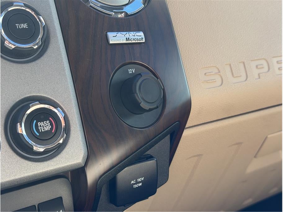 2013 Ford F350 Super Duty Super Cab Lariat Pickup 4D 8 ft