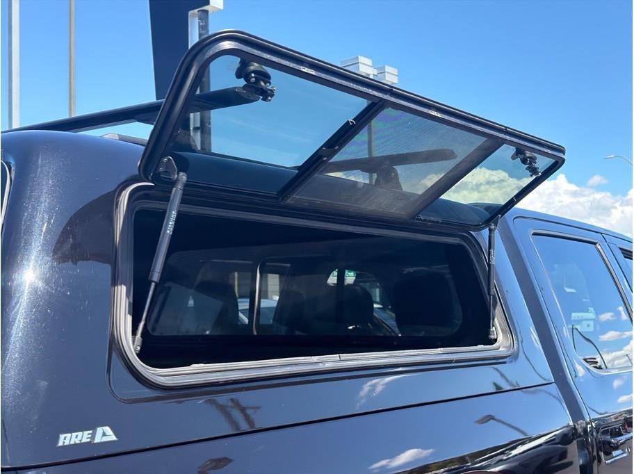 2020 Ford F150 SuperCrew Cab Lariat Pickup 4D 5 1/2 ft