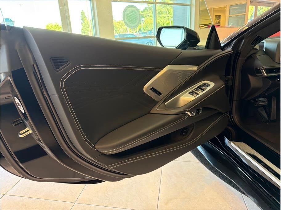 2025 Chevrolet Corvette E-Ray Convertible 2D