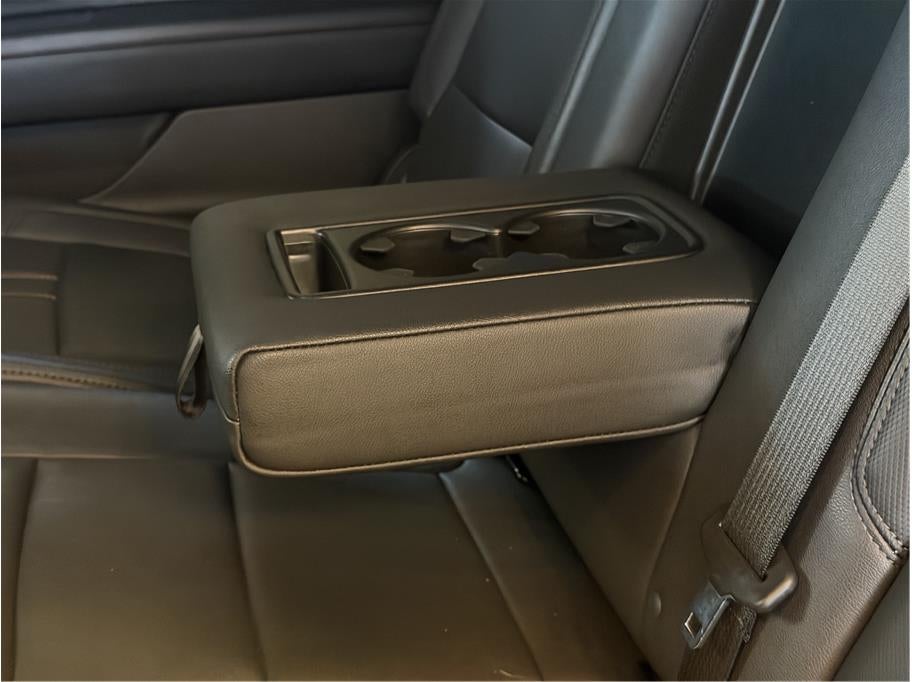 2025 Chevrolet Suburban RST Sport Utility 4D