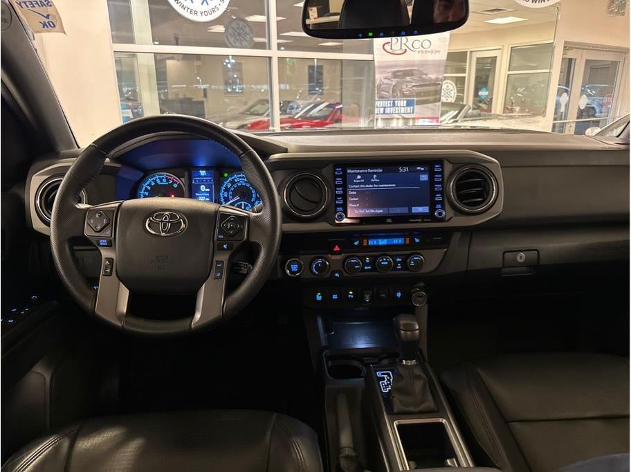 2022 Toyota Tacoma Double Cab TRD Off-Road Pickup 4D 5 ft