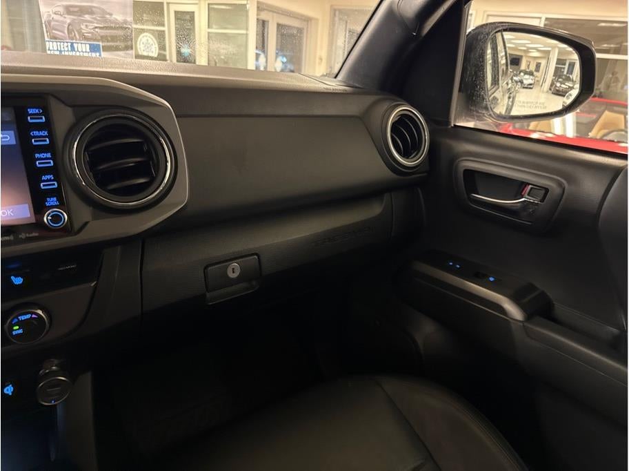 2022 Toyota Tacoma Double Cab TRD Off-Road Pickup 4D 5 ft