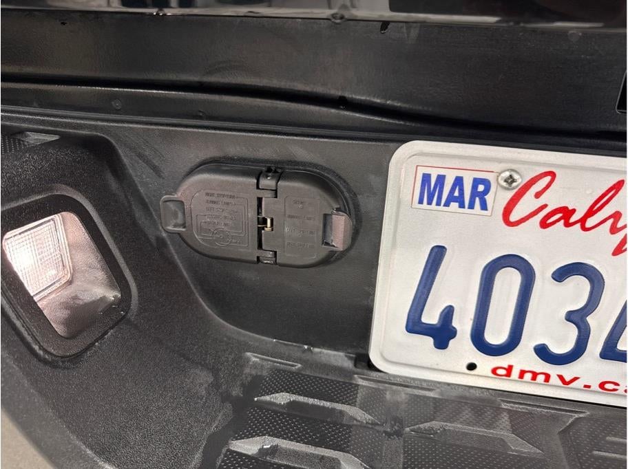 2022 Toyota Tacoma Double Cab TRD Off-Road Pickup 4D 5 ft