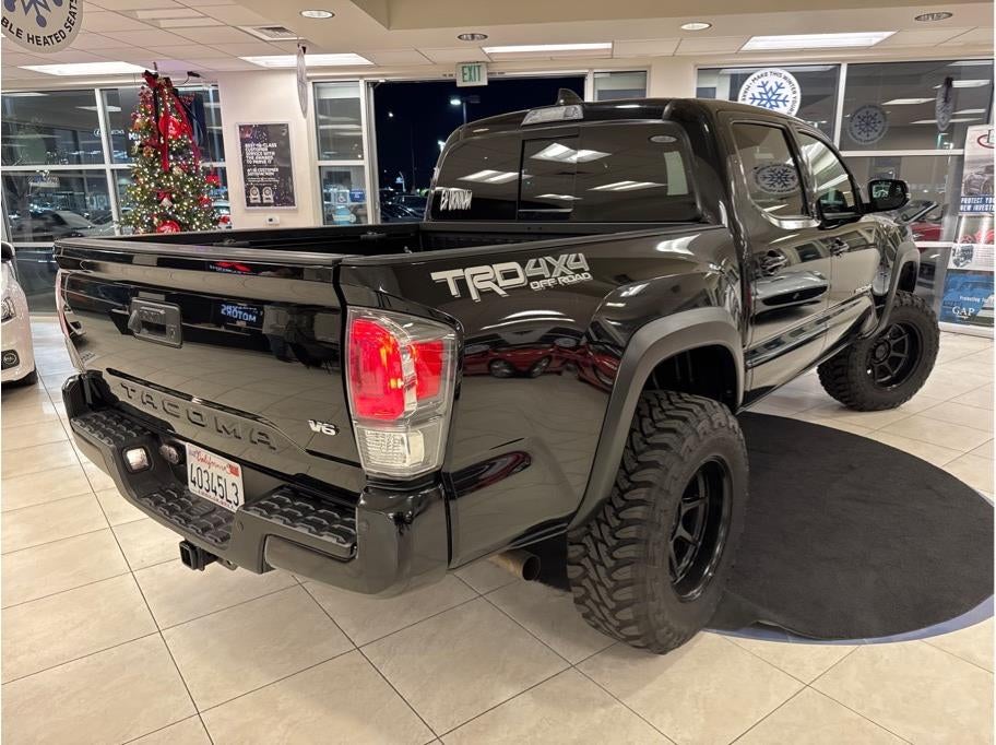 2022 Toyota Tacoma Double Cab TRD Off-Road Pickup 4D 5 ft
