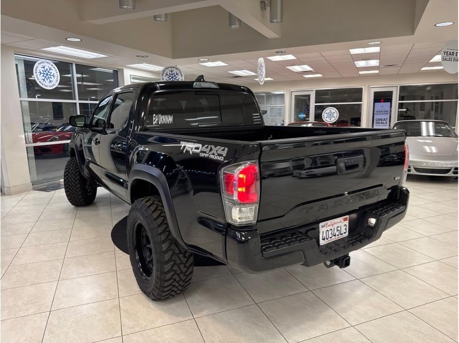2022 Toyota Tacoma Double Cab TRD Off-Road Pickup 4D 5 ft