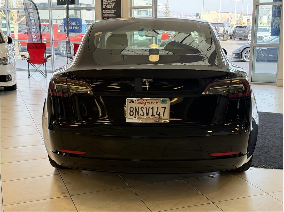 2020 Tesla Model 3 Standard Range Plus Sedan 4D