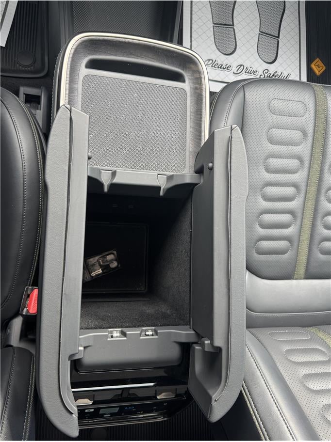 2022 Rivian R1T Adventure Pickup 4D 4 1/2 ft