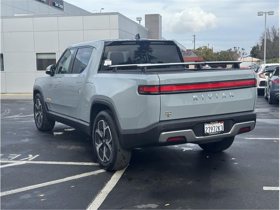 2022 Rivian R1T Adventure Pickup 4D 4 1/2 ft