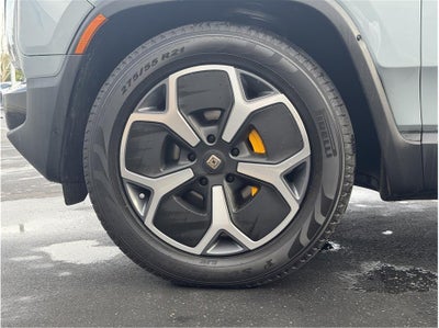 2022 Rivian R1T Adventure Pickup 4D 4 1/2 ft