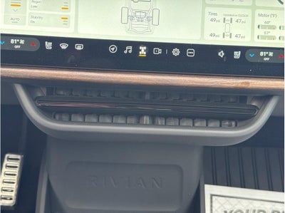 2022 Rivian R1T Launch Edition Pickup 4D 4 1/2 ft