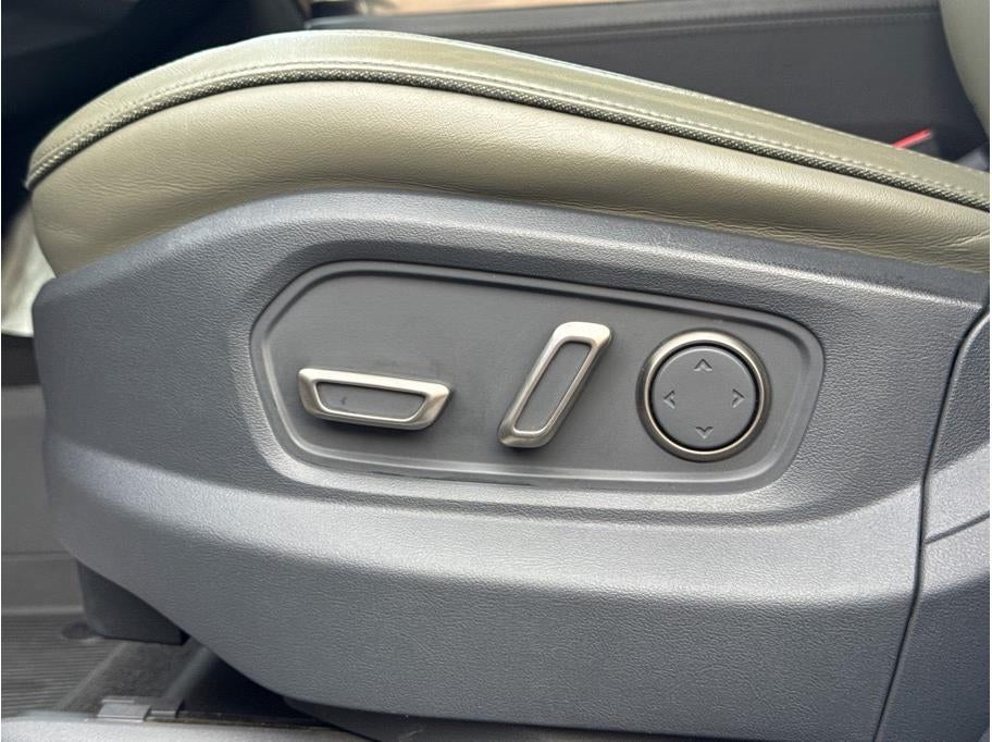 2022 Rivian R1T Launch Edition Pickup 4D 4 1/2 ft