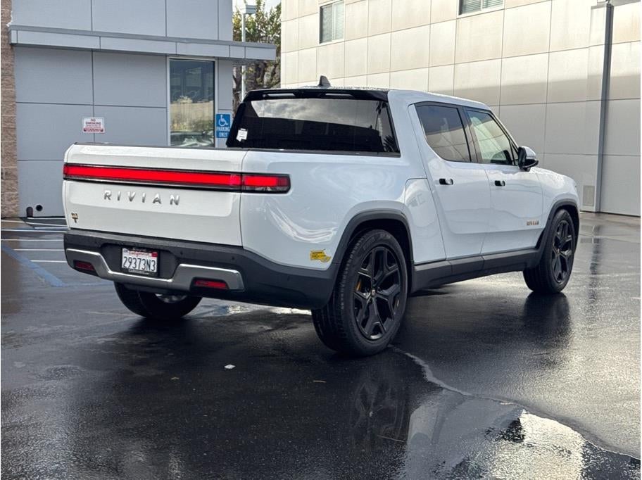 2022 Rivian R1T Launch Edition Pickup 4D 4 1/2 ft