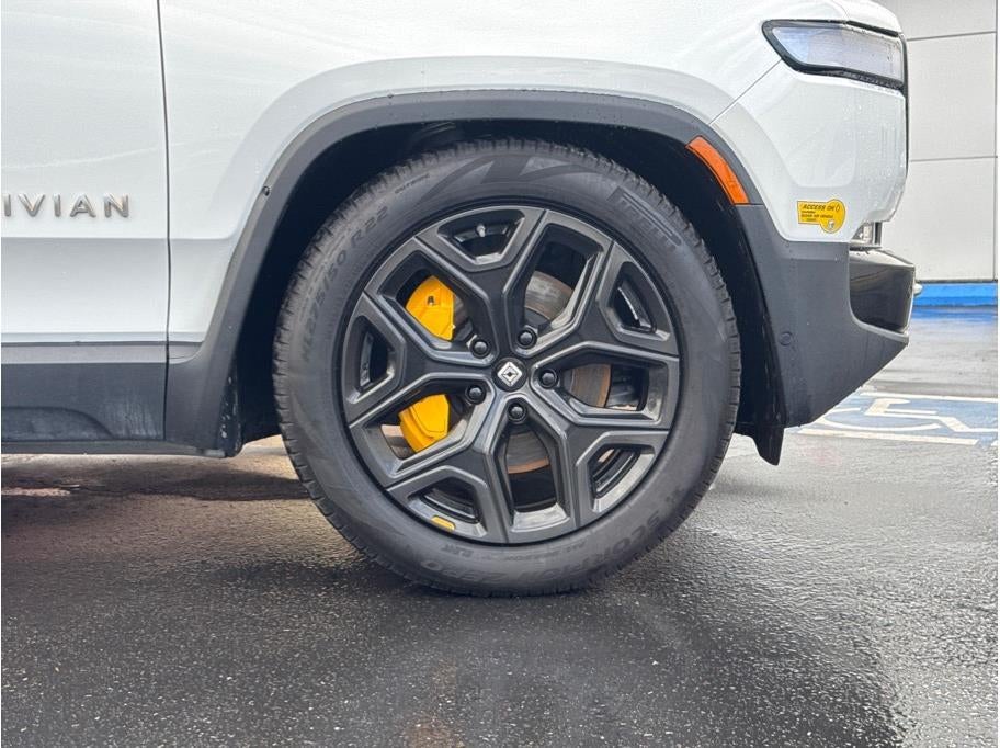 2022 Rivian R1T Launch Edition Pickup 4D 4 1/2 ft