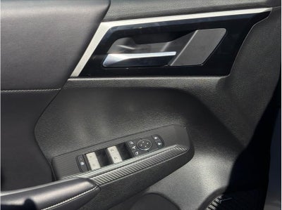 2025 Mitsubishi Outlander SE Sport Utility 4D