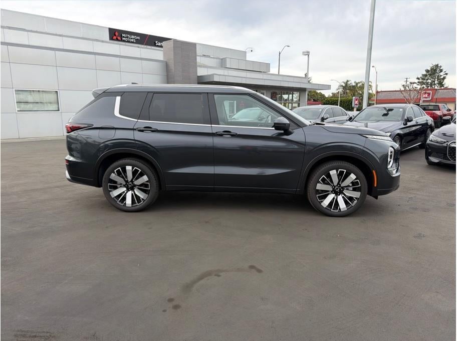 2025 Mitsubishi Outlander SEL Sport Utility 4D