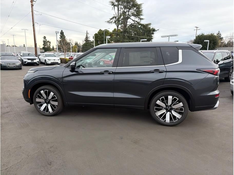 2025 Mitsubishi Outlander SEL Sport Utility 4D