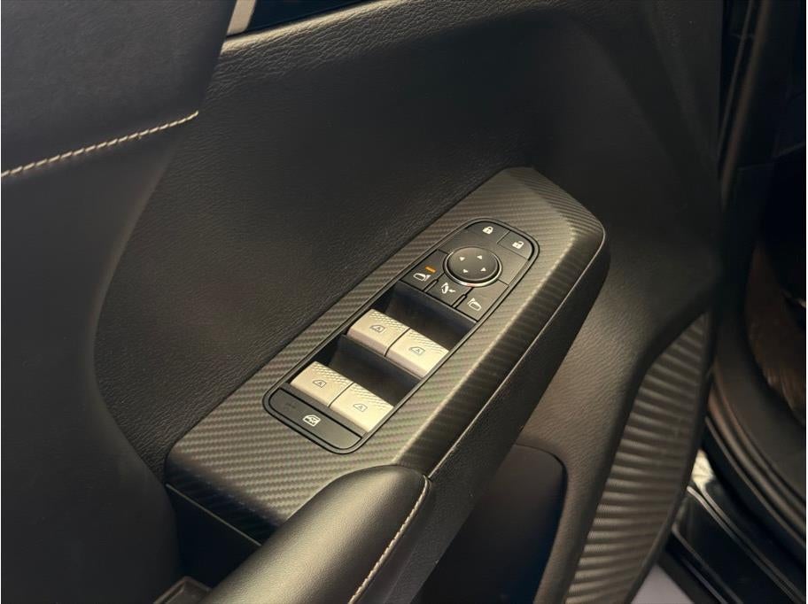 2024 Mitsubishi Outlander PHEV SE Sport Utility 4D