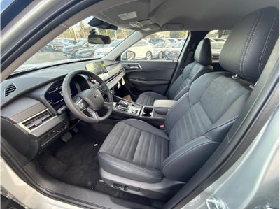 2025 Mitsubishi Outlander PHEV SE