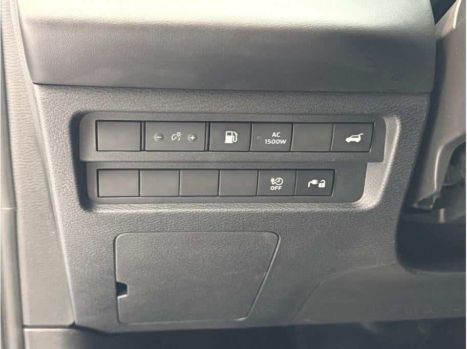 2023 Mitsubishi Outlander PHEV SEL Sport Utility 4D