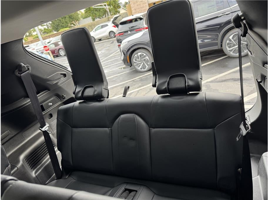 2023 Mitsubishi Outlander PHEV SEL Sport Utility 4D