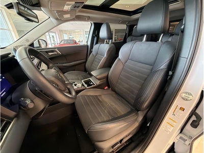 2024 Mitsubishi Outlander PHEV SE Sport Utility 4D