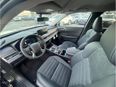 2025 Mitsubishi Outlander PHEV SE