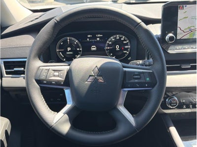2025 Mitsubishi Outlander PHEV SE