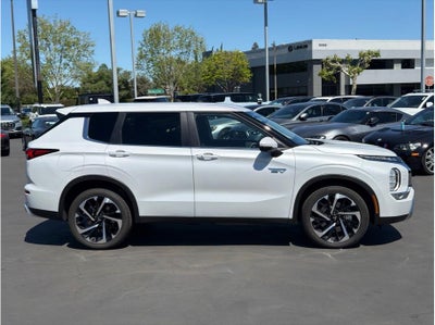 2025 Mitsubishi Outlander PHEV SE