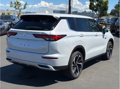 2025 Mitsubishi Outlander PHEV SE