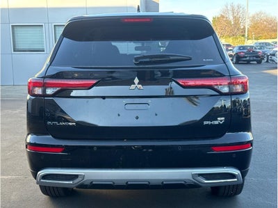 2025 Mitsubishi Outlander PHEV SE