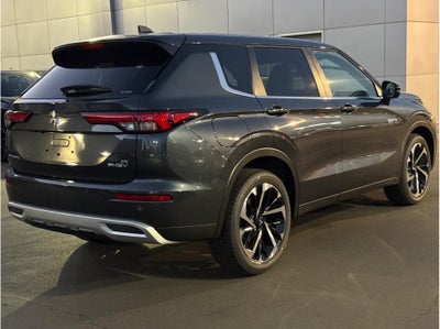 2025 Mitsubishi Outlander PHEV SE Tech Pacakge